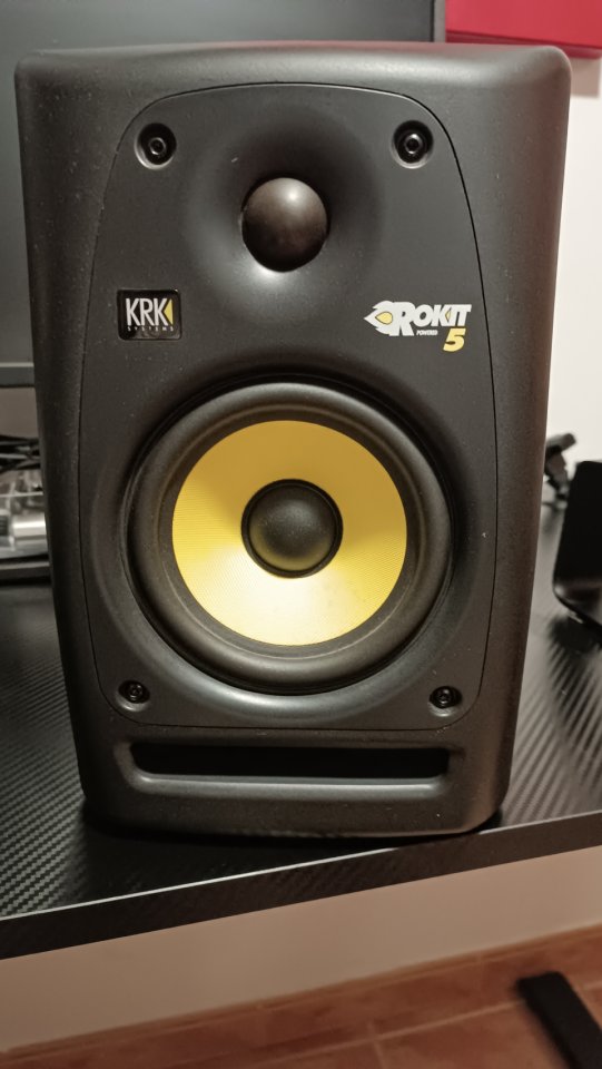 Pareja Altavoces Estudio KRK Rokit 5 G2 de segunda mano · Foto 1 de 4 · Valencia · 200 €