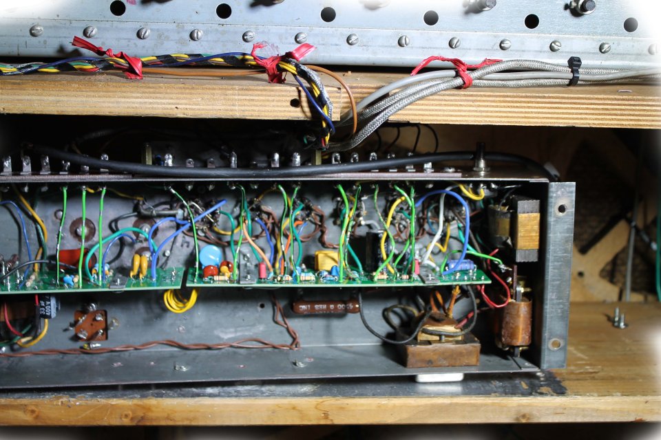 Hammond A105 Restaurado