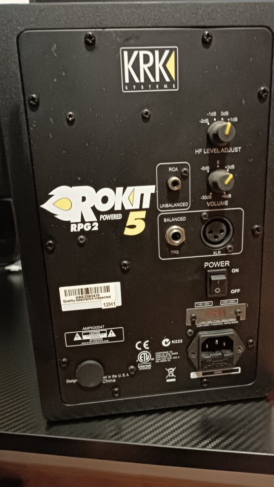 Pareja Altavoces Estudio KRK Rokit 5 G2 de segunda mano · Foto 3 de 4 · Valencia · 200 €