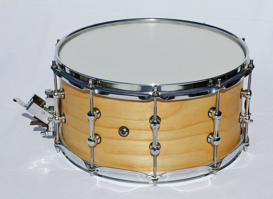 Caja de 14"x7" con casco de abedul