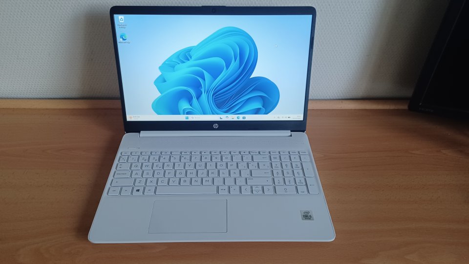 Ordenador portatil Hp. i5 10a. NVMe 512GB. Ram 8Gb