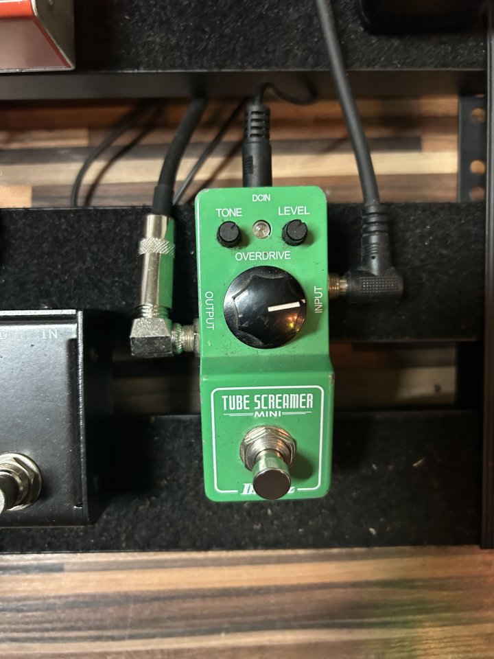 EVH 5150 LBXII + Pantalla Harley Benton + pedalera de segunda mano · Foto 7 de 10 · Barcelona · 700 €