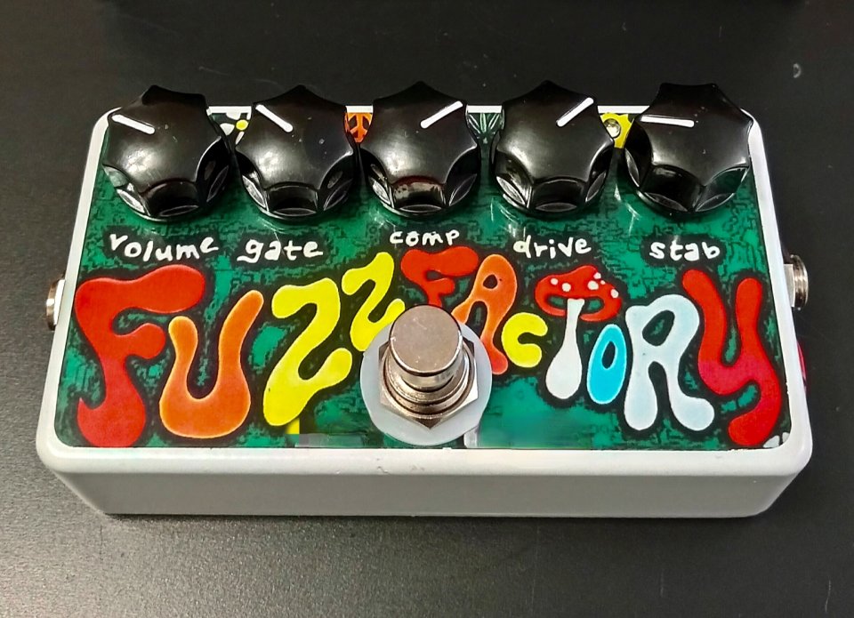 ‼️ENVIO INCLUIDO. Tipo Fuzz Factory Germanio