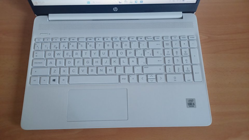 Ordenador portatil Hp. i5 10a. NVMe 512GB. Ram 8Gb