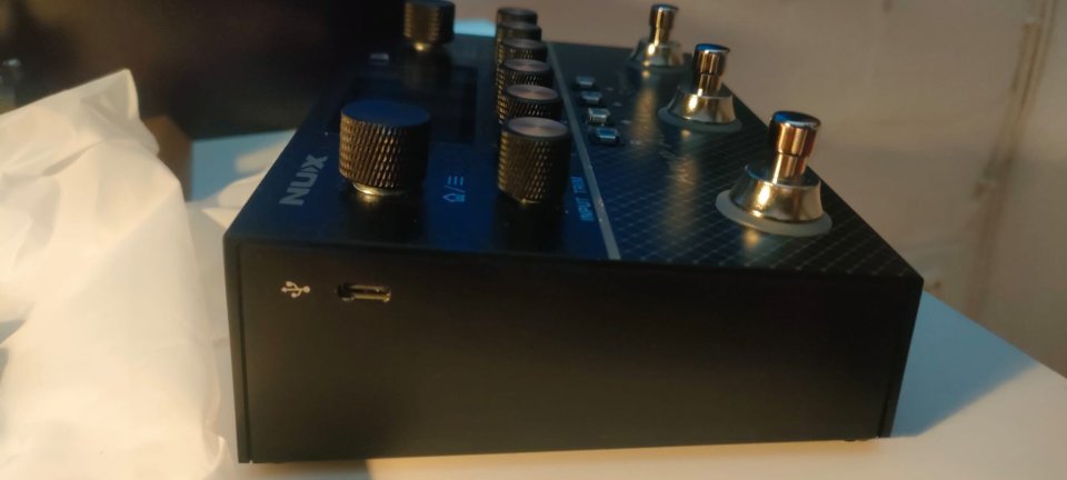 NUX Amp Academy Stomp (Completamente nuevo) de segunda mano · Foto 4 de 8 · Granada · 200 €