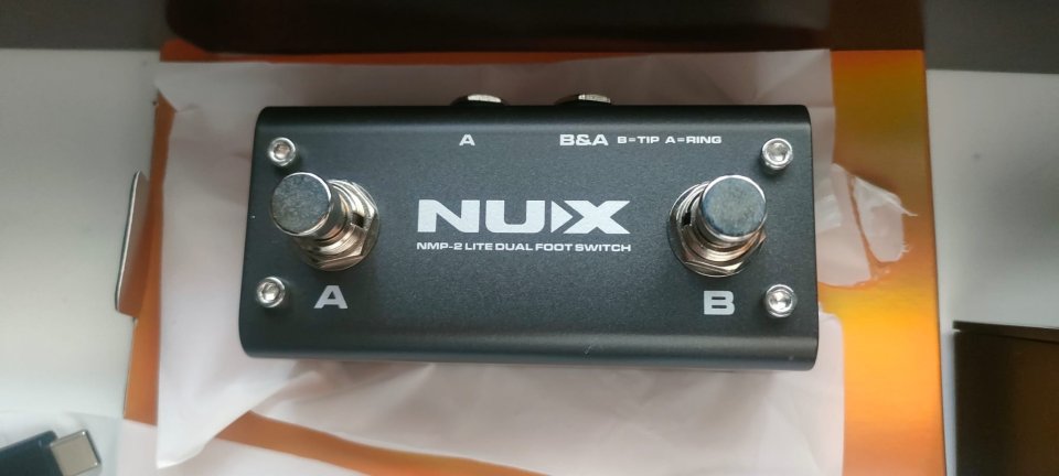 NUX Amp Academy Stomp (Completamente nuevo) de segunda mano · Foto 5 de 8 · Granada · 200 €