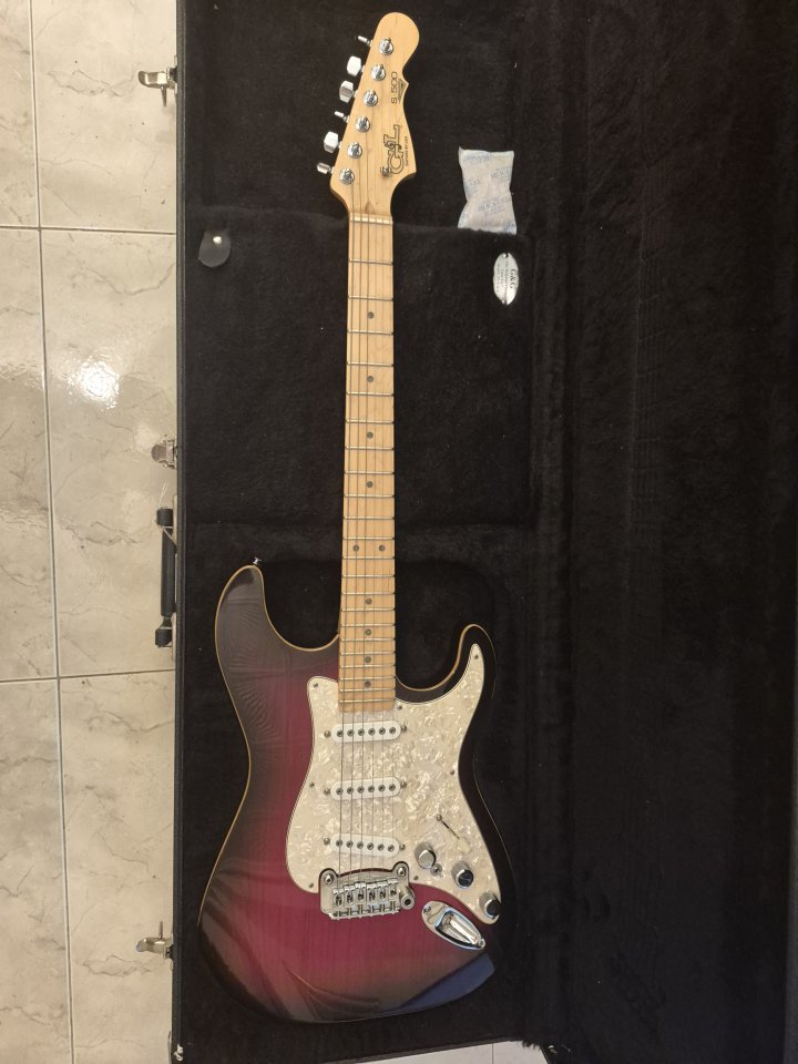 G&L S-500 USA de segunda mano · Foto 1 de 7 · Valencia · 1200 €
