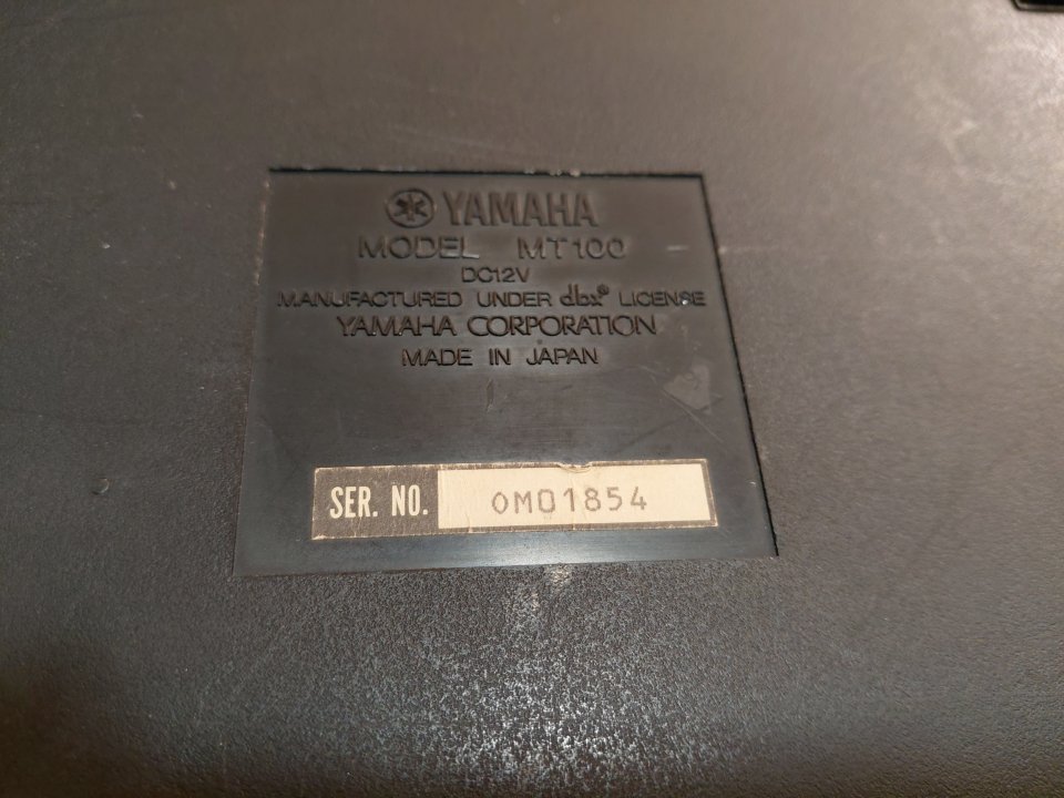 Grabadora multipistas Yamaha MT100 analógica