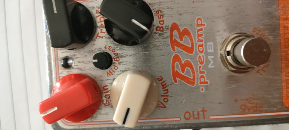 Xotic BB Preamp Mid Boost