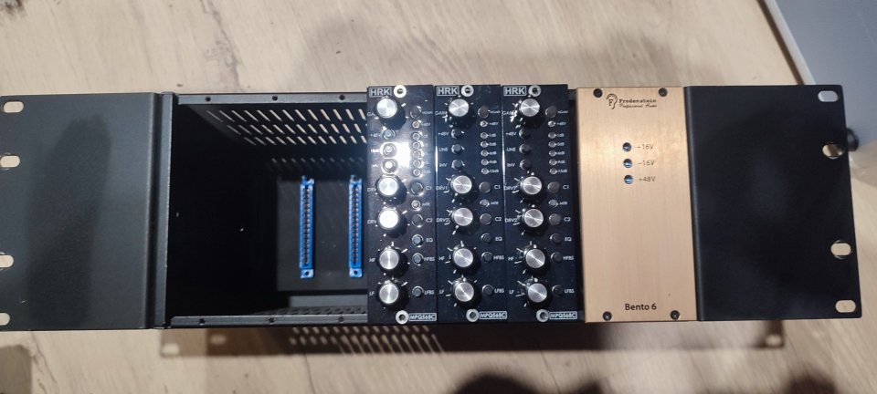 3 Previos Mic HRK MPQ568C serie 500 + Fredestein Bento 6