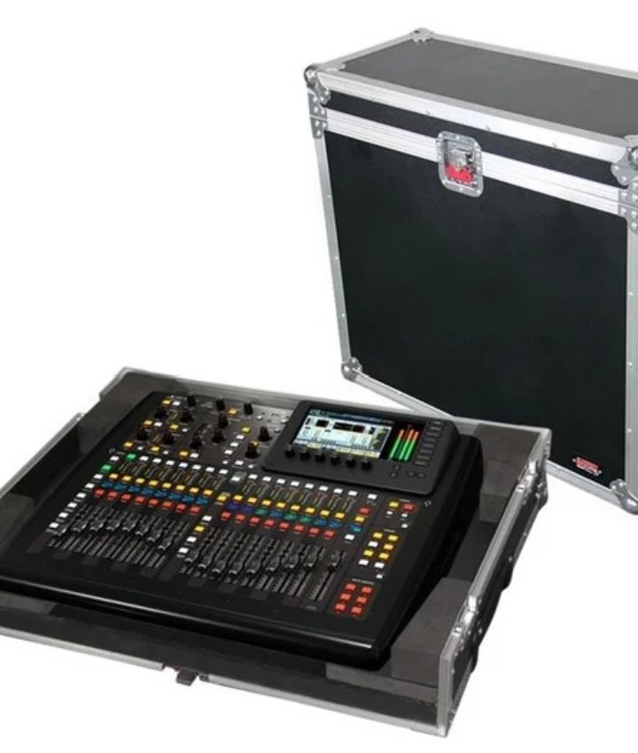 LOTE dB Technologies + X32 Compact de segunda mano · Foto 9 de 9 · Salamanca · 4650 €