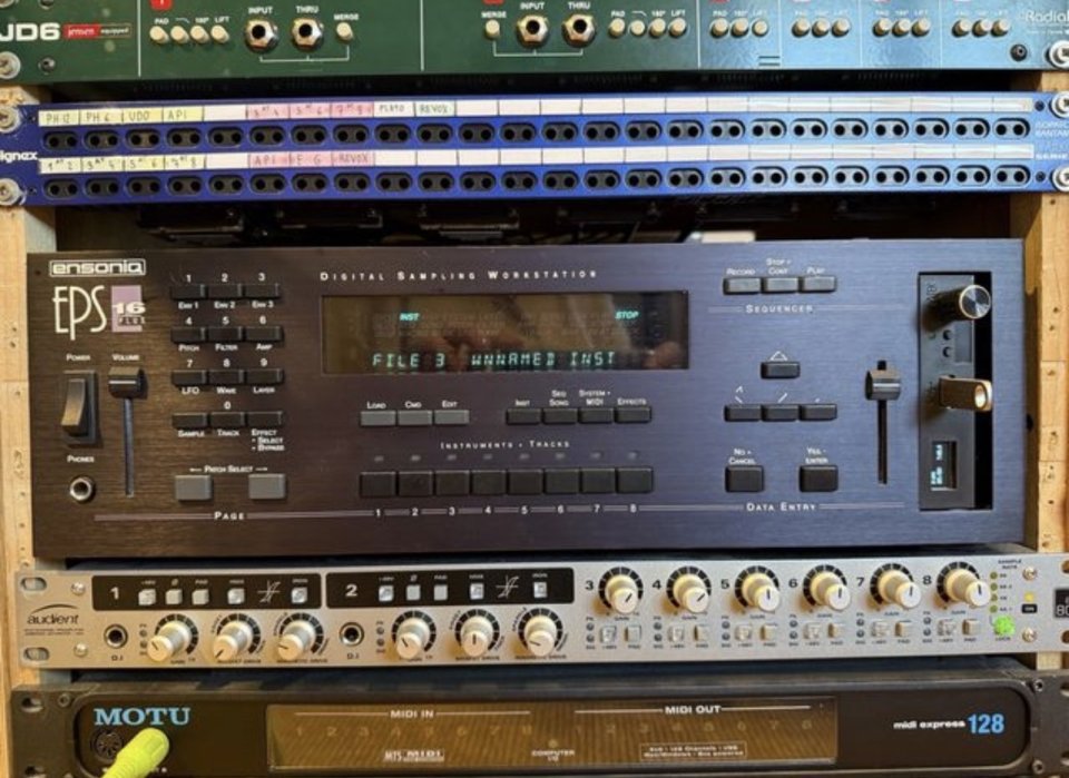 Ensoniq EPS 16 Plus Sampler + Gotek de segunda mano · Foto 1 de 2 · Valencia · 750 €
