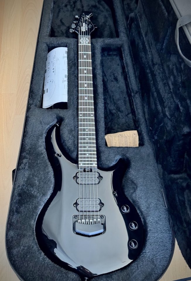 EB Music Man Majesty 6 DS 2025