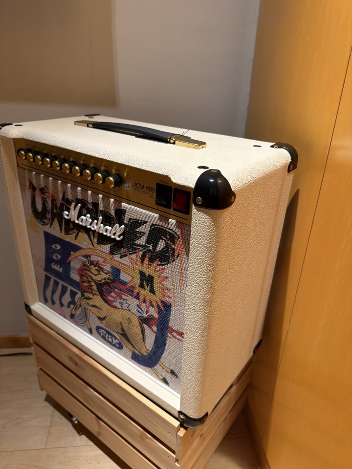 Marshall Studio 900 combo Lunar New Year Edition 2026 de segunda mano · Foto 5 de 7 · Valencia · 850 €
