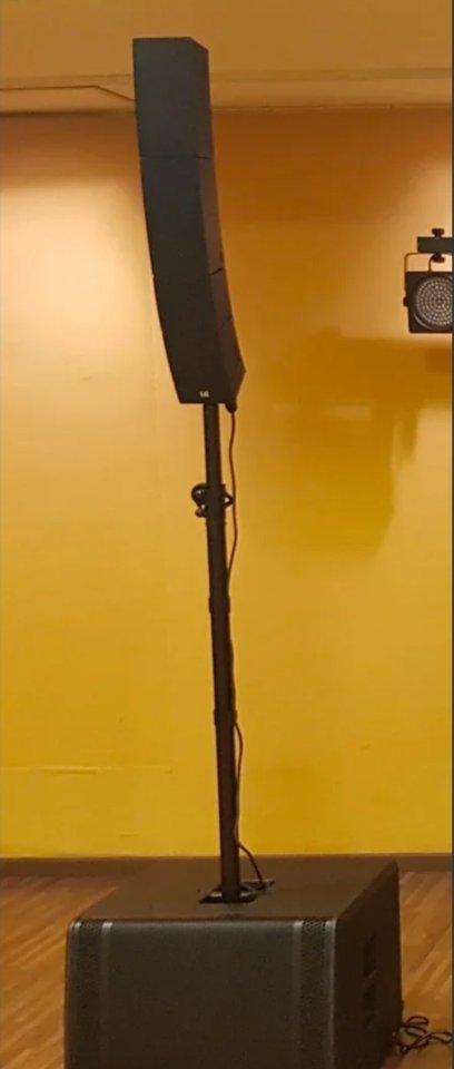 Pareja de altavoces LD Systems T500 Curve de segunda mano · Foto 2 de 3 · Girona · 2400 €
