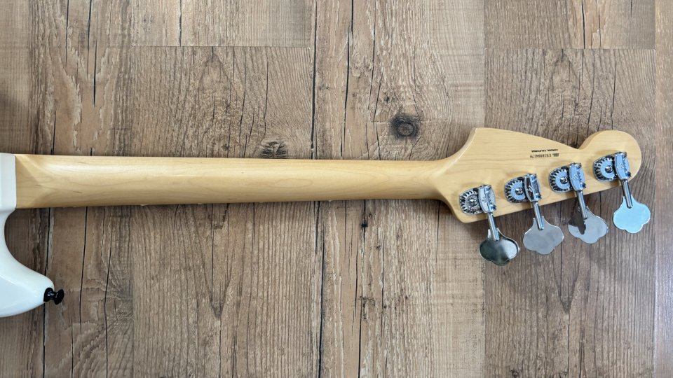 Bajo eléctrico Fender Mustang American Performer