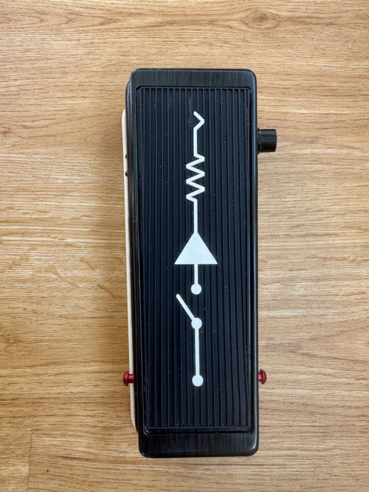 MXR WAH CAE