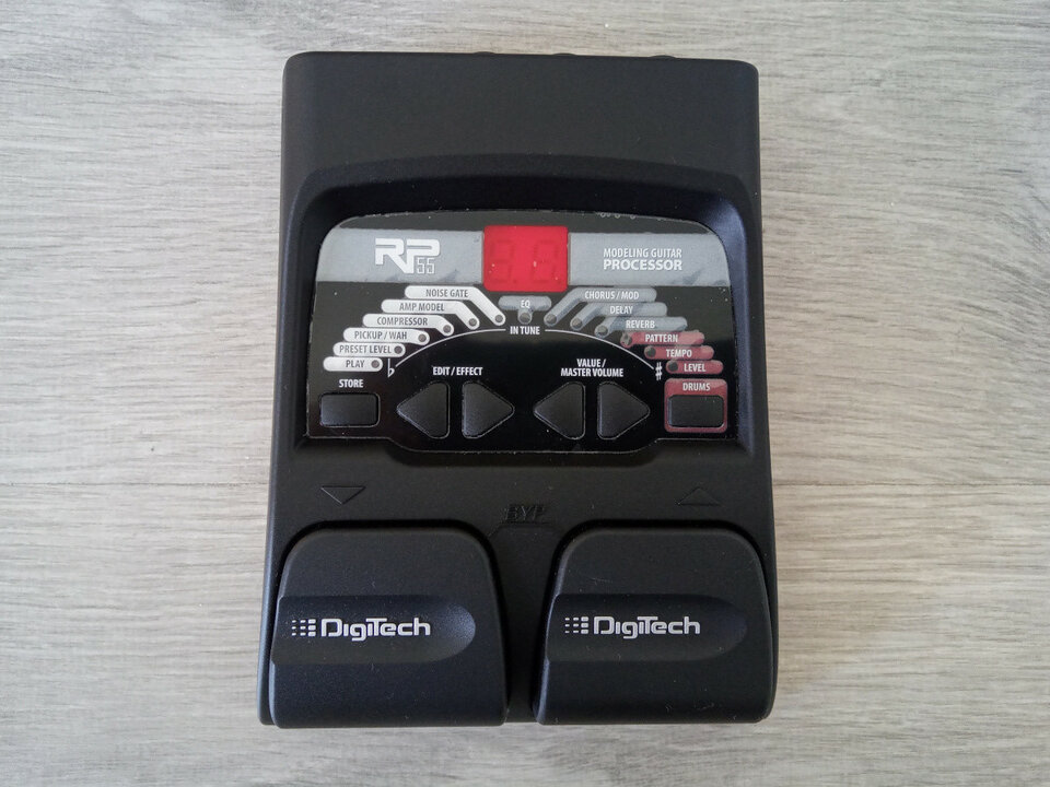 Multiefectos guitarra Digitech RP55 (NUEVO)