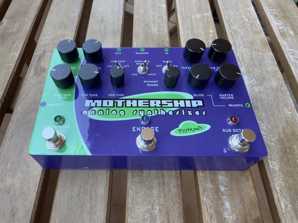 PigTronix - Mothership Analog Sinthesizer de segunda mano · Foto 1 de 9 · Valencia · 210 €