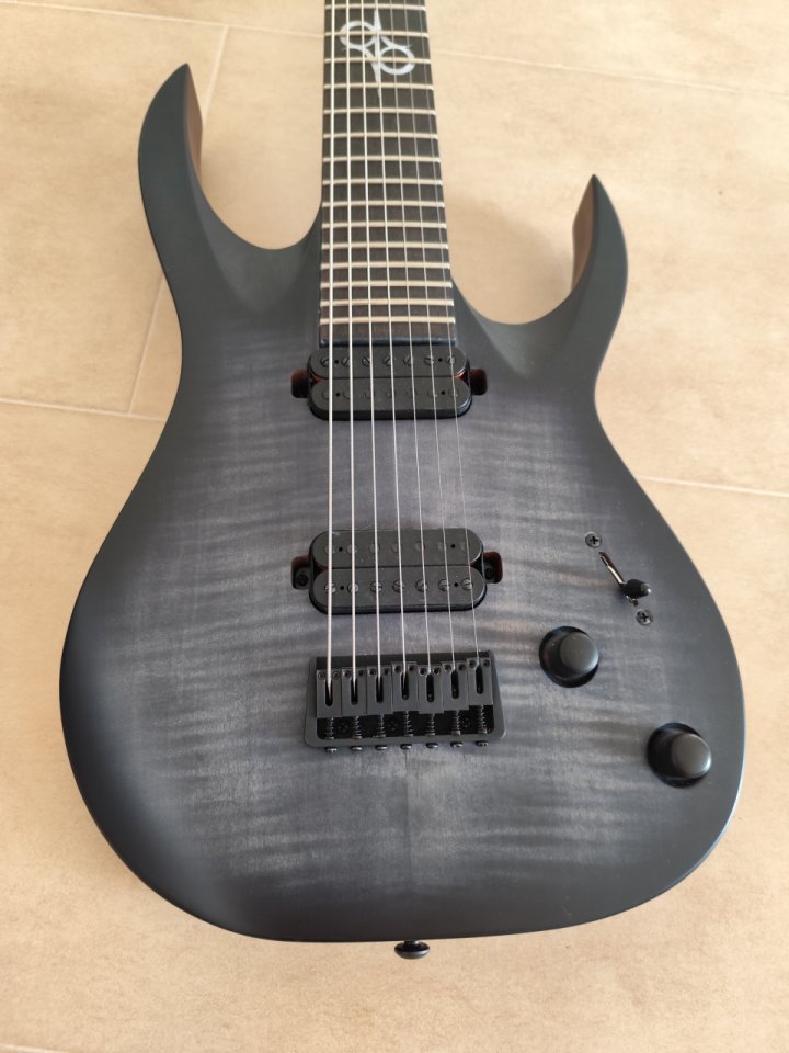 Solar A2.7 Flame Burst Black FBB+ de segunda mano · Foto 1 de 4 · Castellón · 650 €