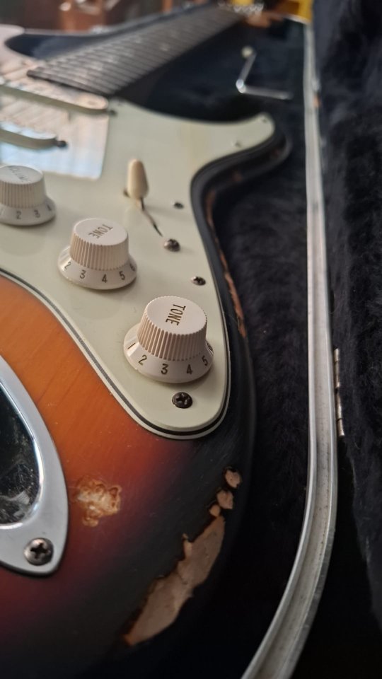 1997 Fender American Stratocaster Relic de segunda mano · Foto 3 de 10 · Jaén · 1400 €