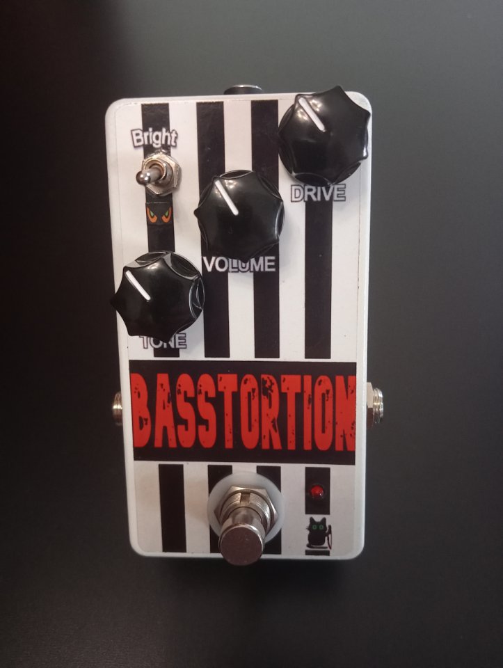 Tipo Basstortion Analógico (ENVIO INCLUIDO)