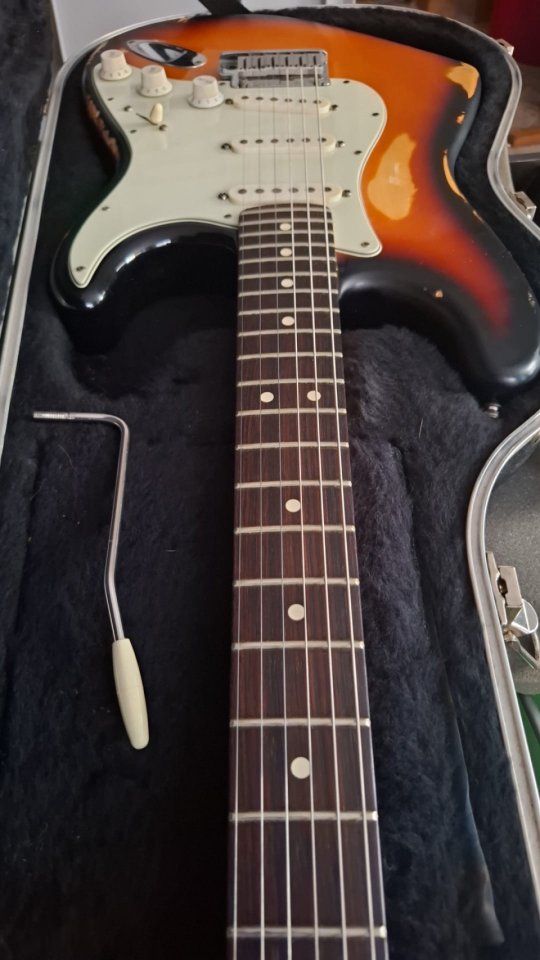 1997 Fender American Stratocaster Relic de segunda mano · Foto 6 de 10 · Jaén · 1400 €
