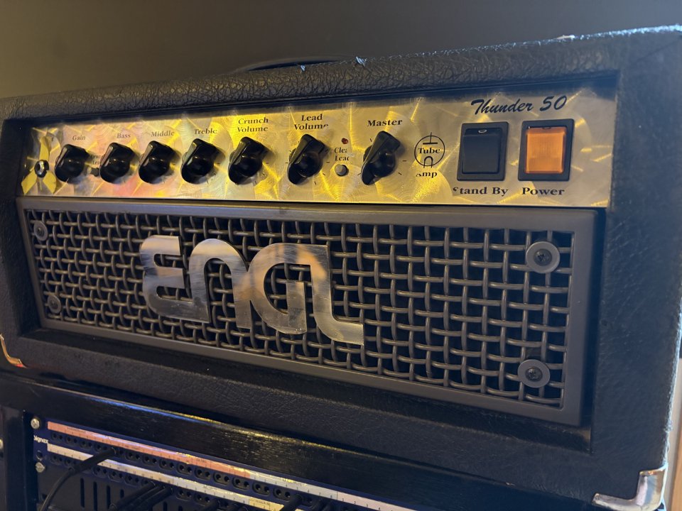 Cabezal ENGL Thunder 50 de segunda mano · Foto 1 de 4 · Castellón · 400 €