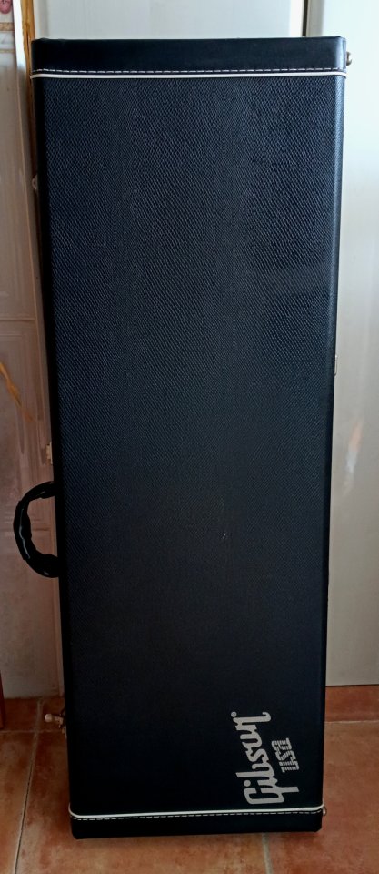 Estuche original para guitarra Gibson firebird. de segunda mano · Foto 2 de 8 · Madrid · 125 €