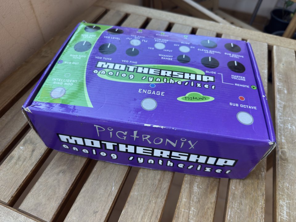 PigTronix - Mothership Analog Sinthesizer de segunda mano · Foto 9 de 9 · Valencia · 210 €