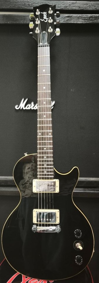 Guitarra eléctrica Gibson-Baldwin Epoch Les Paul en color negro. de segunda mano · Foto 1 de 10 · Alicante · 195 €
