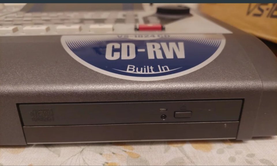 Roland VS-1824 CD