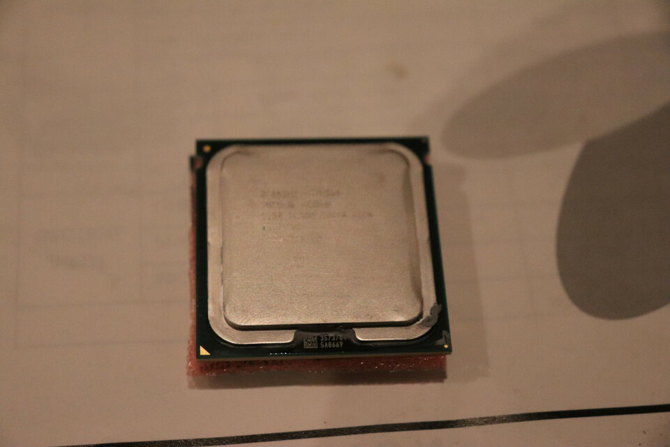 2 CPU’s INTEL XEON Woodcrest 5150 de 2,66GHZ Core Dúo Macpro 1,1 precio Par