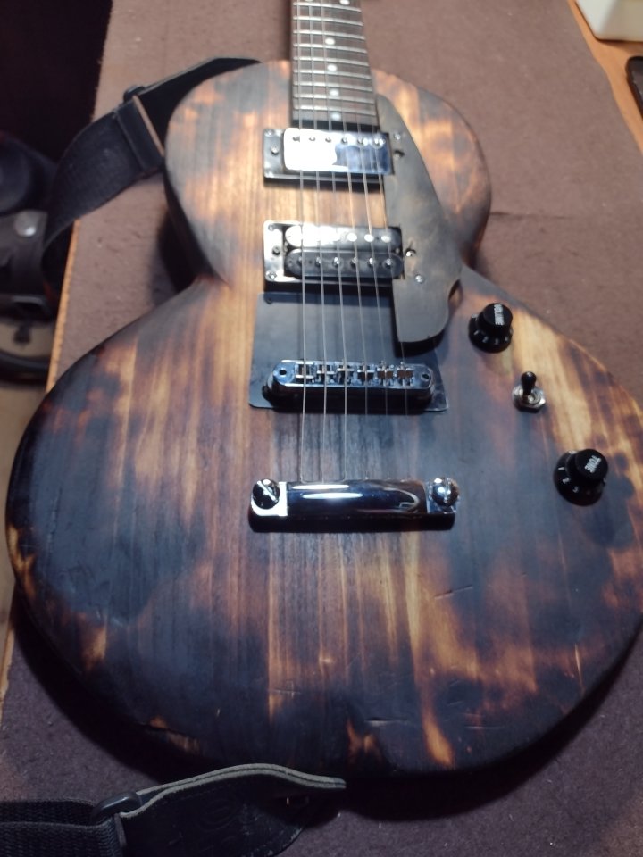 guitarra original unica de segunda mano · Foto 1 de 10 · Lleida