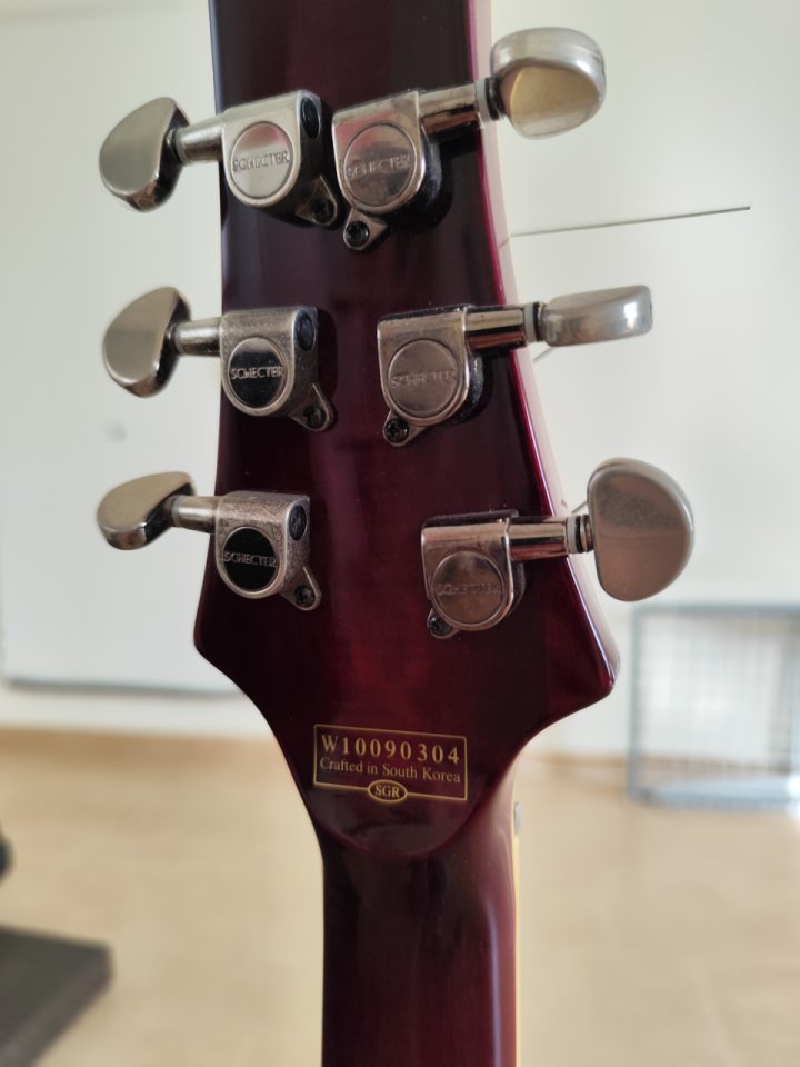 Schecter Hellraiser Special Korea EMG de segunda mano · Foto 4 de 4 · Castellón · 650 €