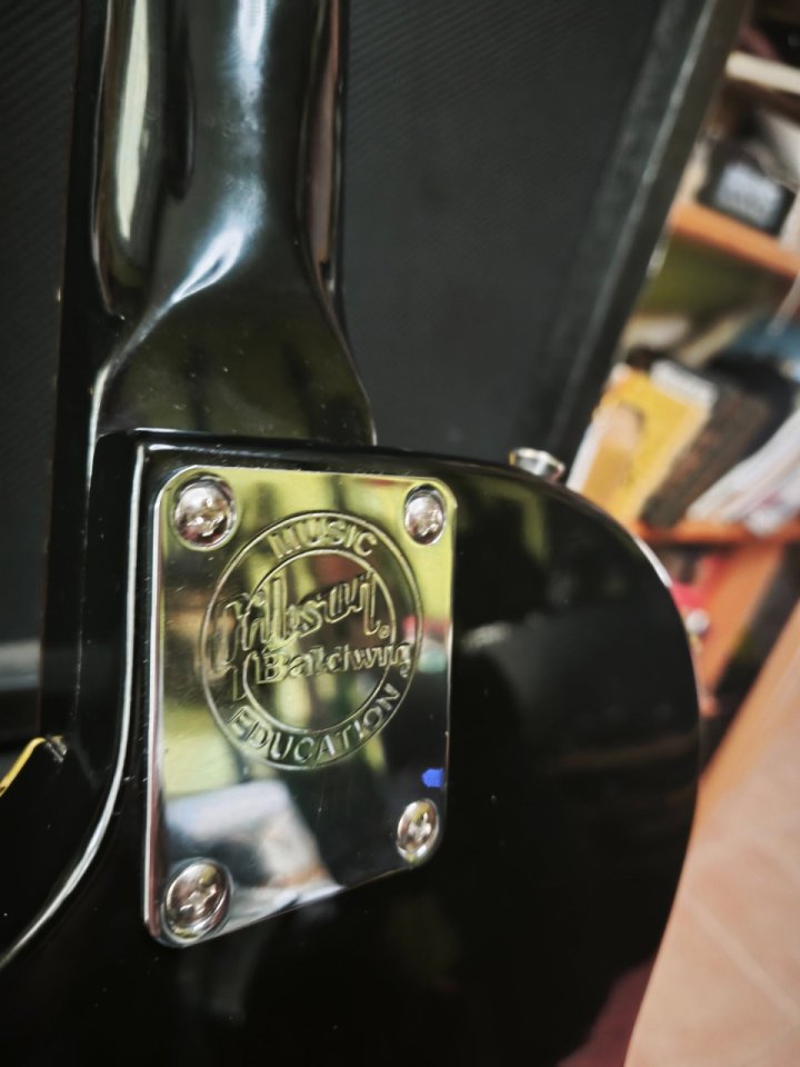 Guitarra eléctrica Gibson-Baldwin Epoch Les Paul en color negro. de segunda mano · Foto 6 de 10 · Alicante · 195 €