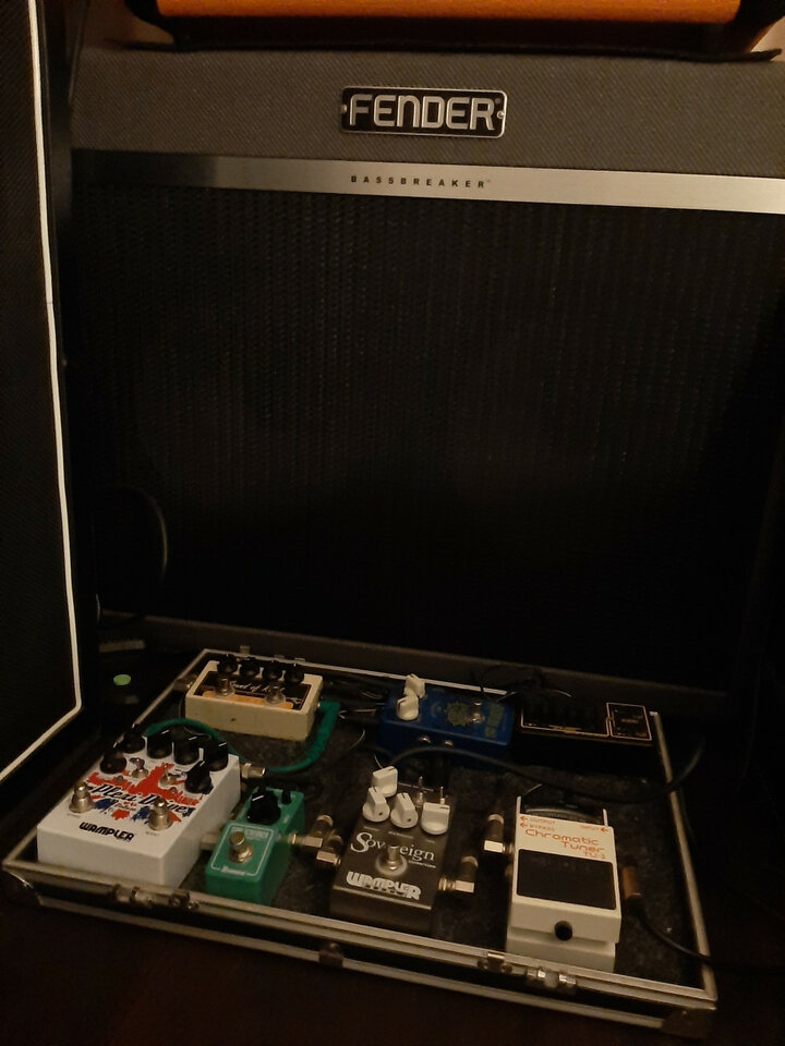 Fender Bassbreaker 45 combo (Tipo Plexi)