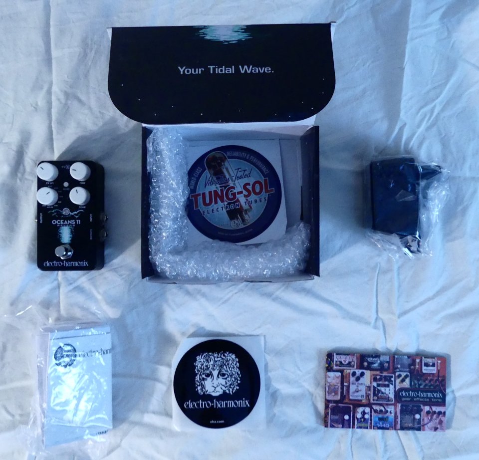 Reverb Electro Harmonix Oceans 11