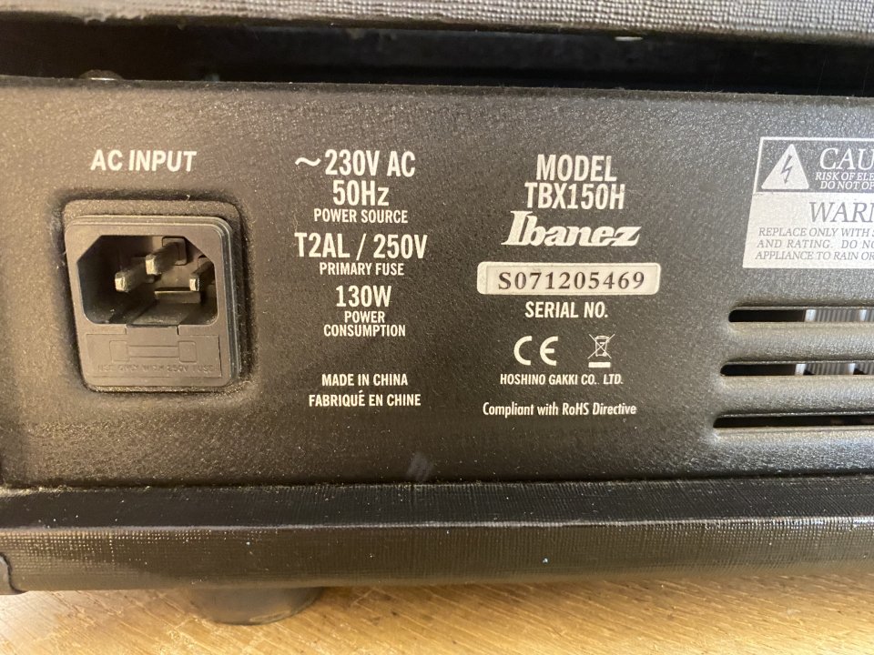 Cabezal Ibanez TBX 150H de segunda mano · Foto 5 de 8 · A Coruña · 200 €