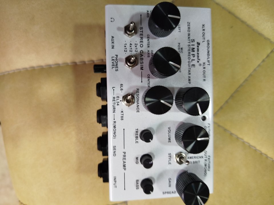 Demonfx simple. Preamp estereo