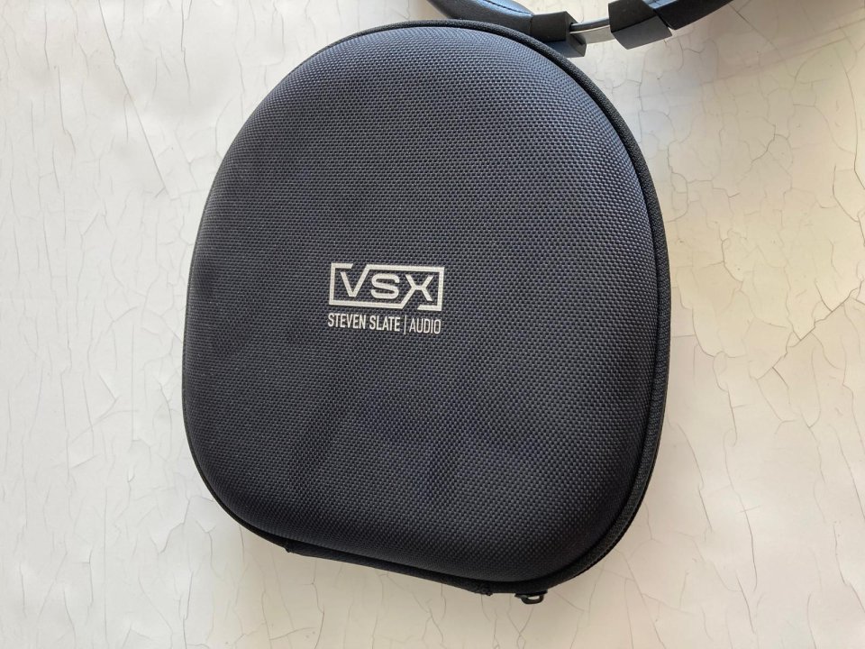 Auriculares VSX Slate Closed Back Platinum de segunda mano · Foto 3 de 4 · Barcelona · 300 €