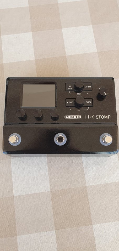 Line 6 Helix HX Stomp de segunda mano · Foto 1 de 5 · Valencia · 375 €
