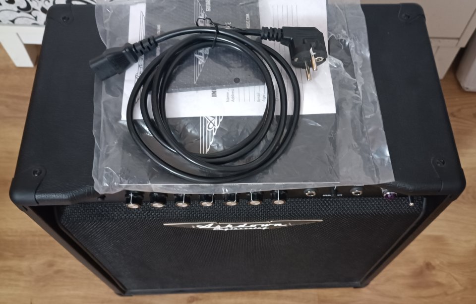 Amplificador combo Ashdown SX 5C