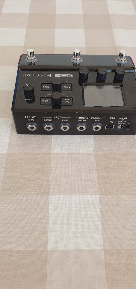 Line 6 Helix HX Stomp de segunda mano · Foto 2 de 5 · Valencia · 375 €