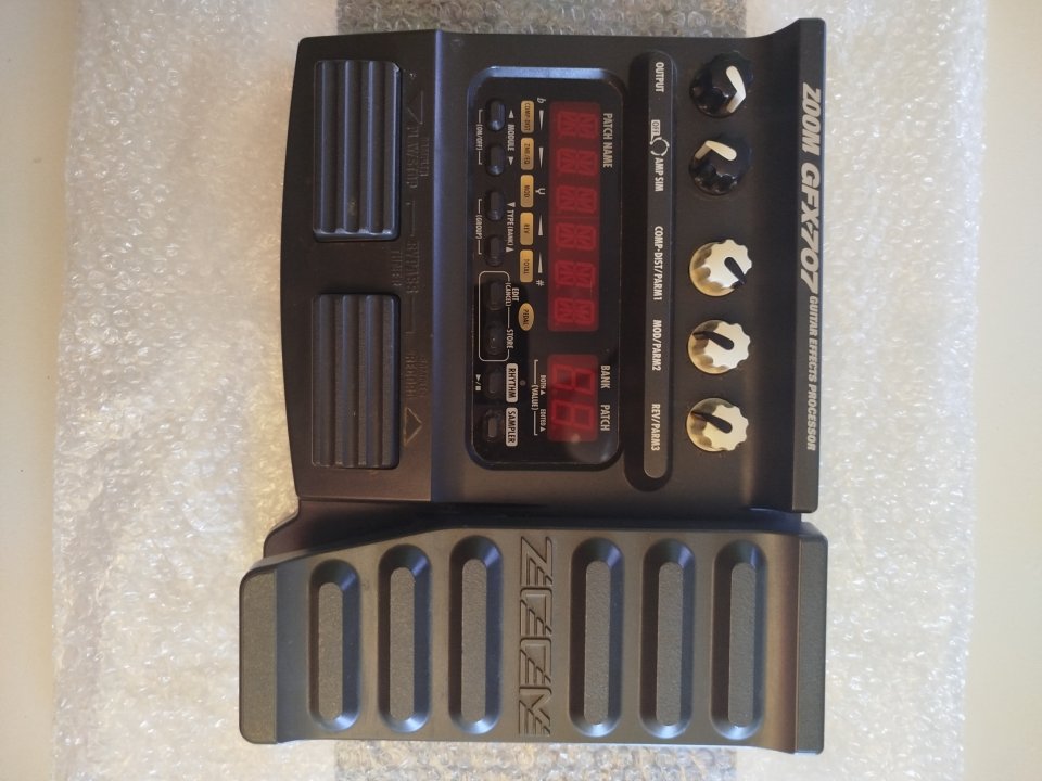 Pedalera Zoom GFX 707 de segunda mano · Málaga · 45 €
