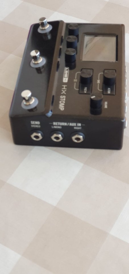 Line 6 Helix HX Stomp de segunda mano · Foto 3 de 5 · Valencia · 375 €