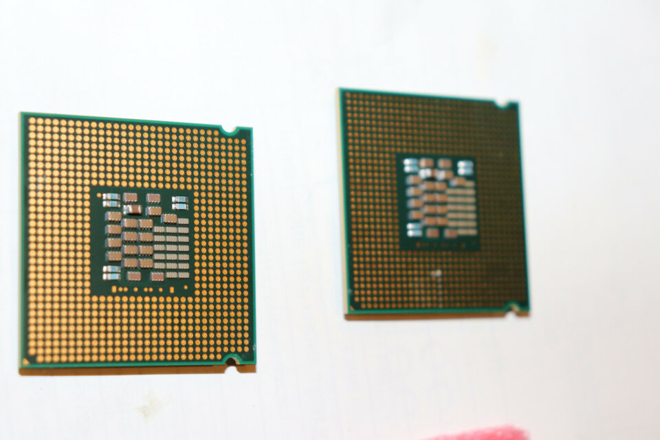 2 CPU’s INTEL XEON Woodcrest 5150 de 2,66GHZ Core Dúo Macpro 1,1 precio Par