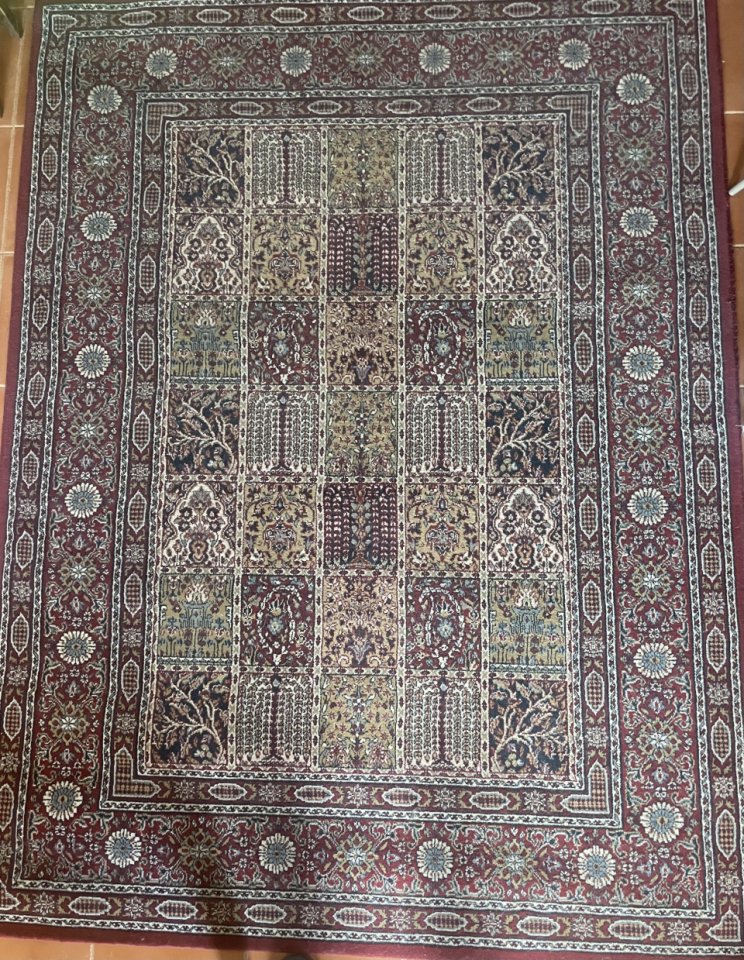 Alfombra tipo persa para estudio grabación o directos.