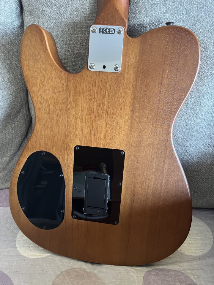 Fender Acoustasonic Standard de segunda mano · Foto 3 de 5 · Alicante · 480 €