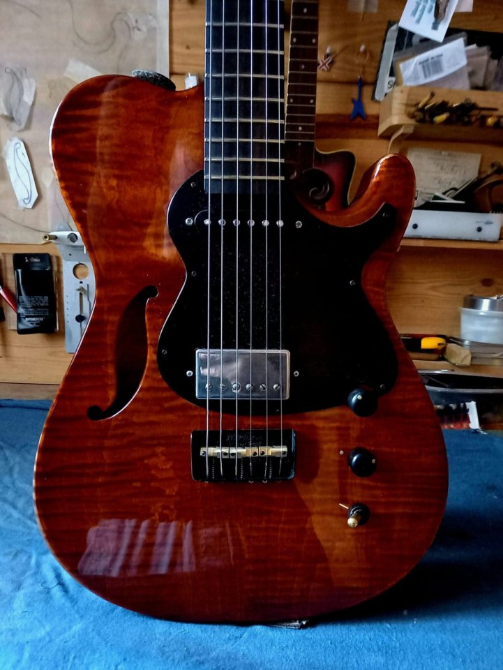 Jazzycaster Old Blues x ampli punto a punto de segunda mano · Foto 1 de 5 · Málaga